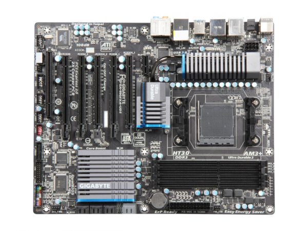 GIGABYTE GA-990FXA-UD5 AM3+ AMD Motherboard - Image 4
