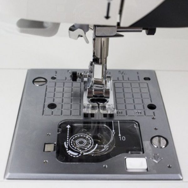 Juki HZL-G210 Sewing Machine - Image 5