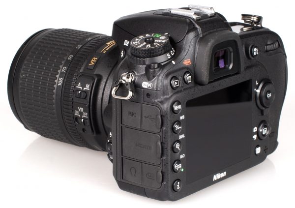 Nikon D5500 Digital SLR Camera Kit - Image 4