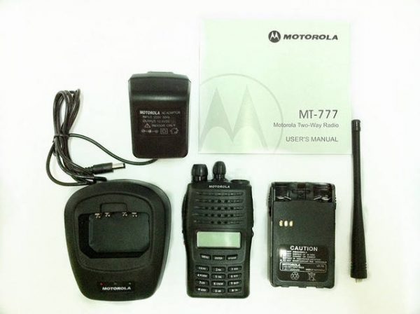 Motorola MT-777 Walkie Talkie - Image 9