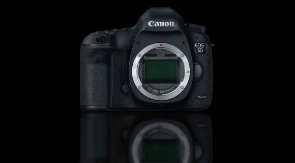 Canon EOS 5D Mark IV DSLR Camera - Image 5