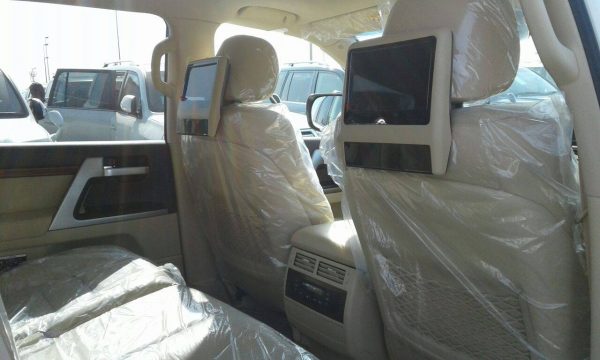 2016 Toyota Land Cruiser AX-G - Image 38