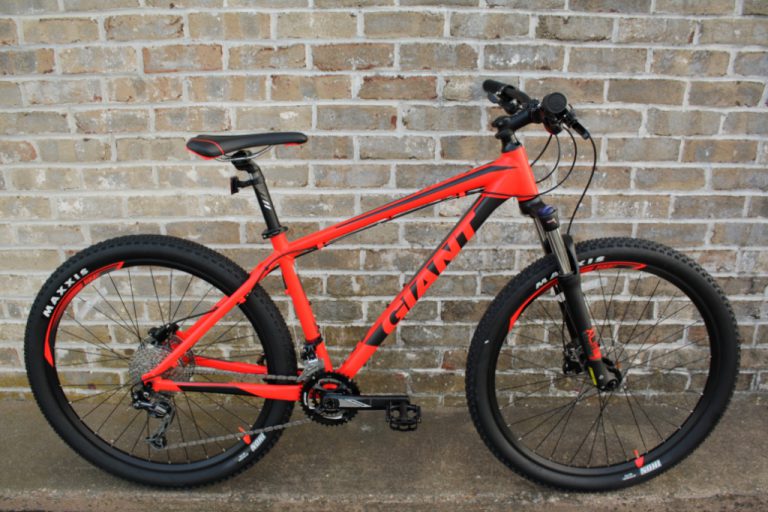 giant mountain bikes talon 2