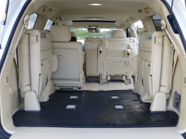 2016 Toyota Landcruiser Sahara Diesel - Image 9