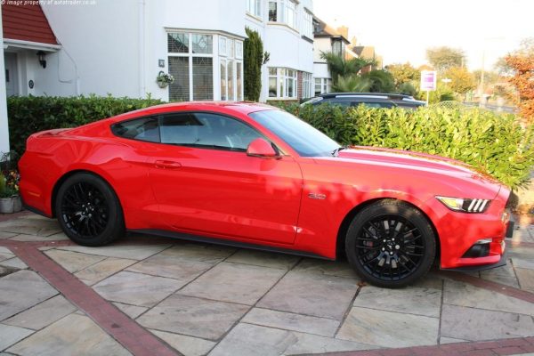 Ford Mustang - Image 2