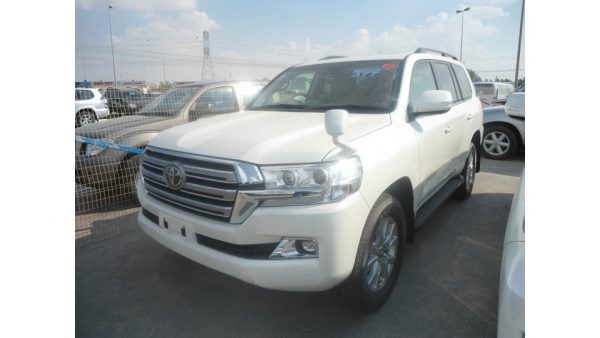 2016 Toyota Land Cruiser AX-G - Image 3