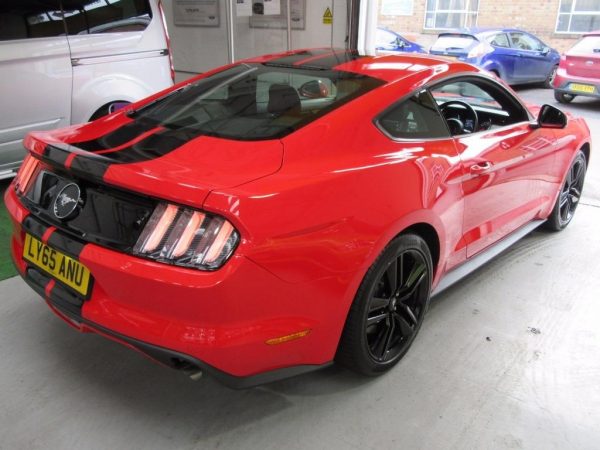 Ford Mustang ECOBOOST - Image 4