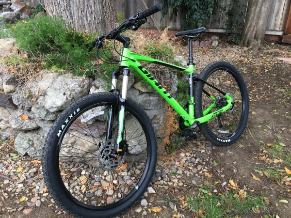 Giant Fathom 2 27.5 Mountain Bike 2017 - Image 2