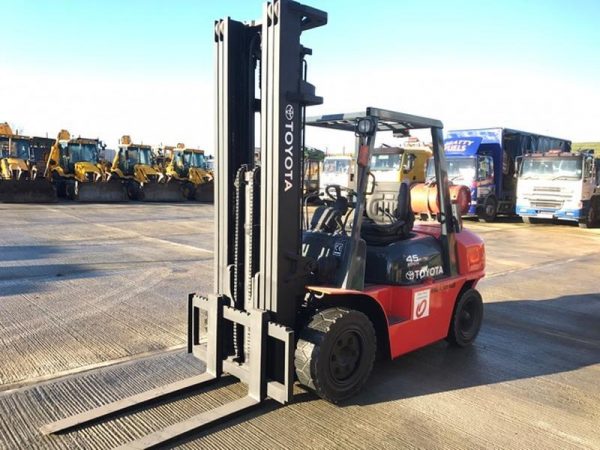 2008 TOYOTA FG 45 (4.5 TON) Gas  Petrol Forklift LPG - Image 2