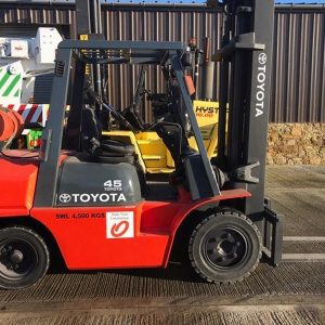 2008 TOYOTA FG 45 (4.5 TON) Gas  Petrol Forklift LPG