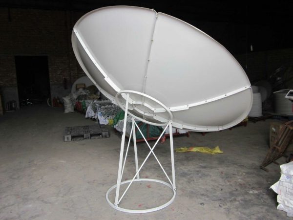 Prime Focus C/Ku Band Satellite Dish - Image 3