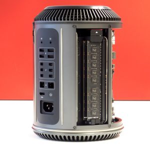 Apple Mac Pro MD878LLA