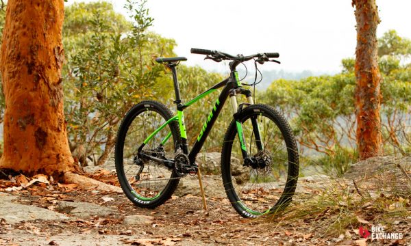Giant Fathom 2 27.5 Mountain Bike 2017 - Image 9