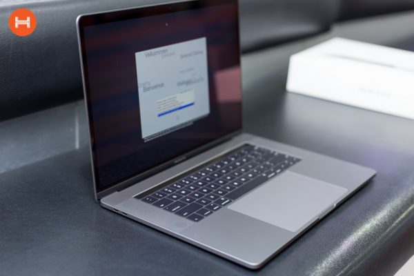 Apple MacBook Pro Laptop MLH32 Touch Bar