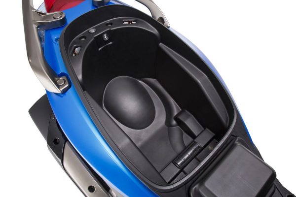 KYMCO K-XCT 300i - Image 30