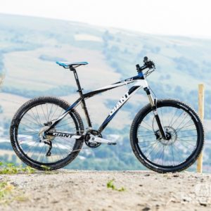 Giant Talon 2 27.5 Mountain Bike 2016