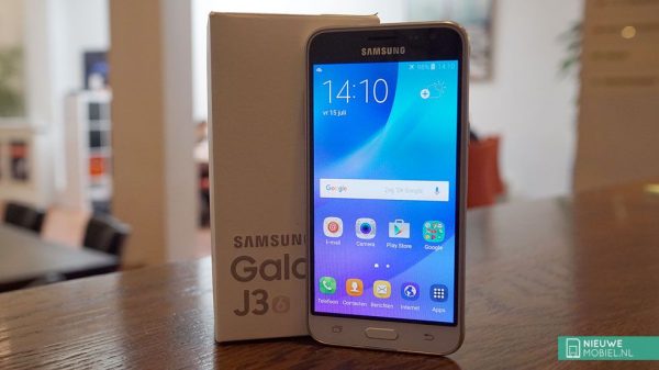 Samsung Galaxy J3 (2016) - Image 2