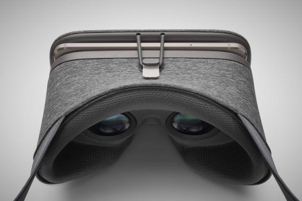 Google - Daydream View VR Headset - Image 13
