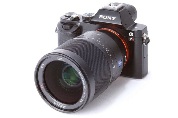 Sony Distagon T FE 35mm f1.4 ZA Lens - Image 2