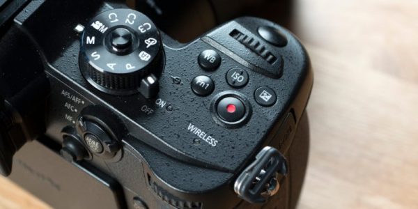 Panasonic Lumix DC-GH5 Micro Four Thirds Mirrorless Digital Camera - Image 9