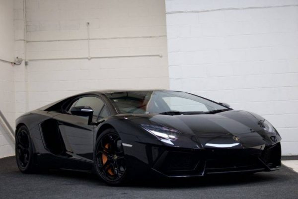 Lamborghini Aventador - Image 7