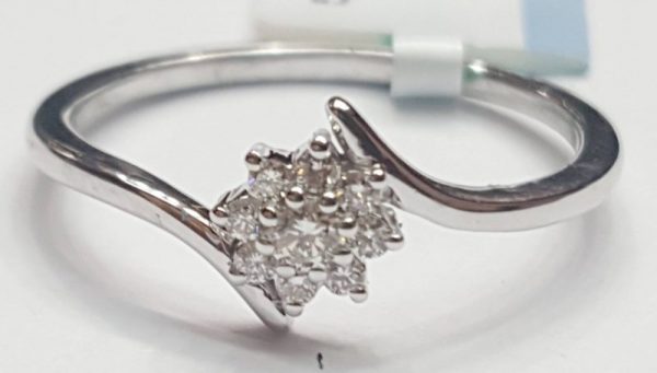18K White Gold Diamond Ring with Diamond