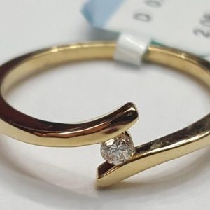 18K Yellow Gold Solitaire Ring