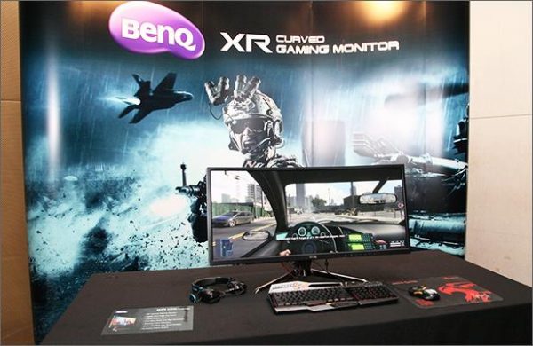 BenQ XR3501 35.0 Curved Gaming Monitor - Image 3