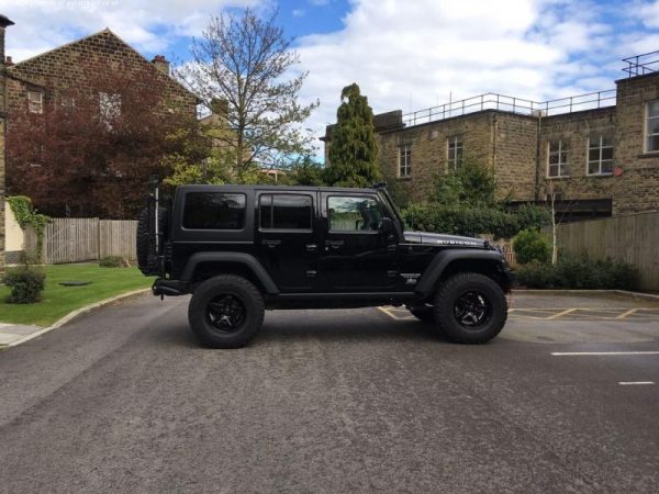 Jeep Wrangler Rubicon - 2015 - Image 13