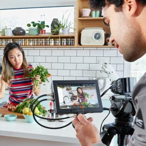 Blackmagic Design Video Assist 4K 7 HDMI6G-SDI Recording Monitor