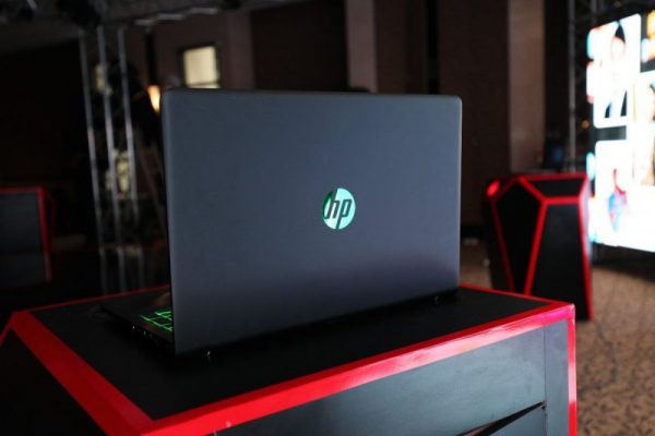 HP Pavilion Power 15-cb010ca Gaming Notebook - Image 5