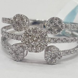 18K White Gold Diamond Ring with Diamond