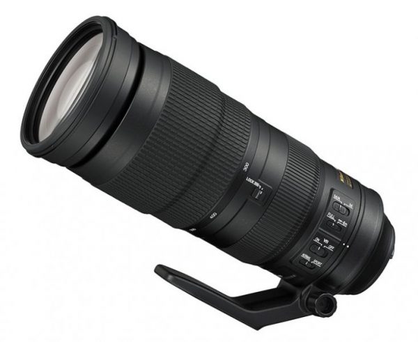 Nikon AF-S NIKKOR 200-500mm f/5.6E ED VR Lens - Image 2