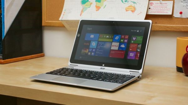 Acer One 10 S1003-16UH 2-in-1 Laptop