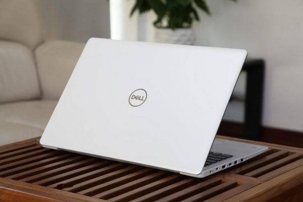Dell Inspiron 15 5570 15.6" Laptop Computer - Image 2