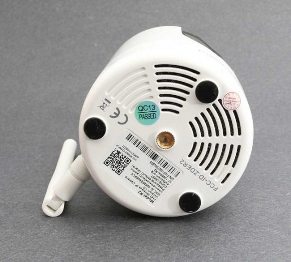 Foscam R2 1080P HD Wireless Security Camera - Image 5