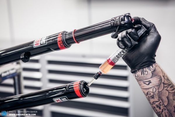 Rockshox 15WT Suspension Oil - Image 2