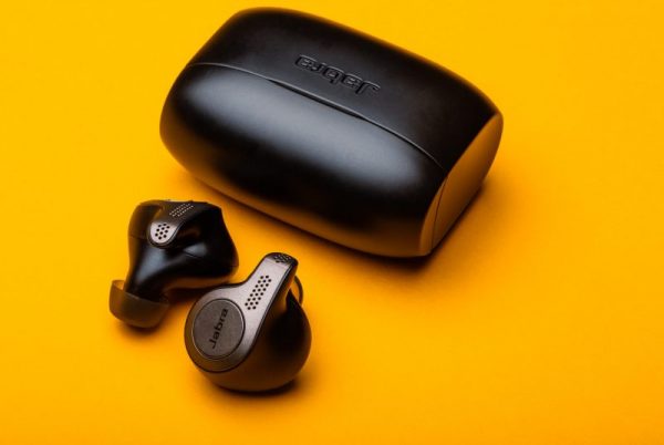 Jabra Elite 65t True Wireless Earbuds - Image 4