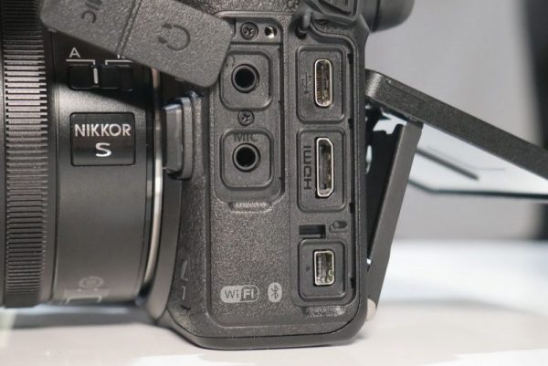 Nikon Z7 FX-Format Mirrorless DSLR Camera - Image 7