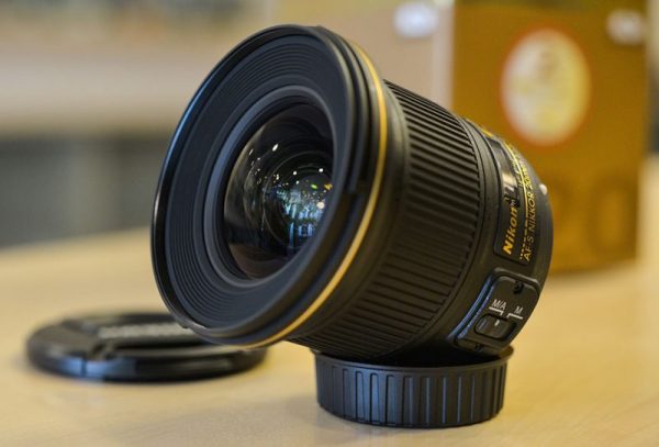 Nikon AF-S FX NIKKOR 20mm f/1.8G ED Fixed Lens