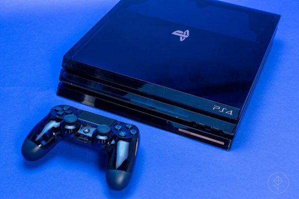 PlayStation®4 Pro 2TB - 500 Million Limited Edition - Image 4