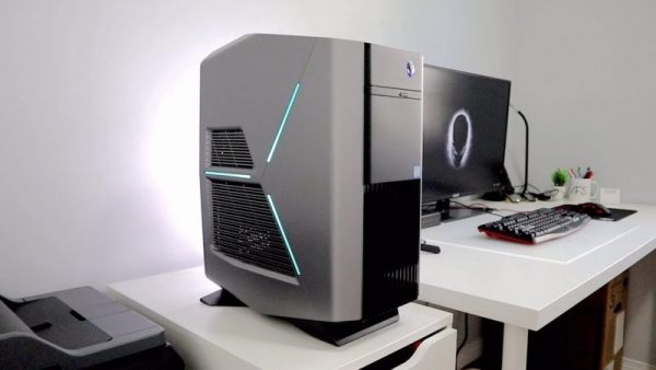 Dell Alienware Aurora R8 Gaming Desktop - Image 2
