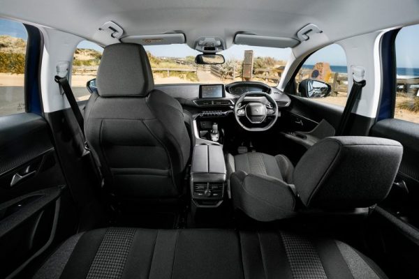 Peugeot 3008 SUV - Image 9