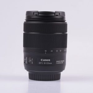 Canon EF-S 18-135mm f/3.5-5.6 IS USM Lens