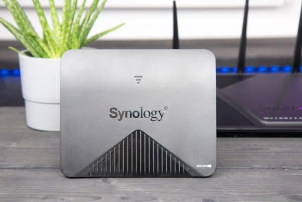 Synology Mesh Router MR2200ac WAN & LAN Router - Image 7