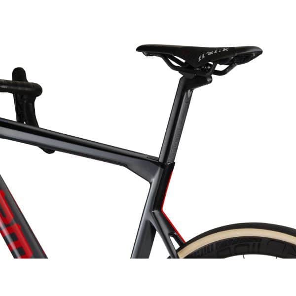 BMC Teammachine SLR01 Disc TWO Road Bike - Image 4